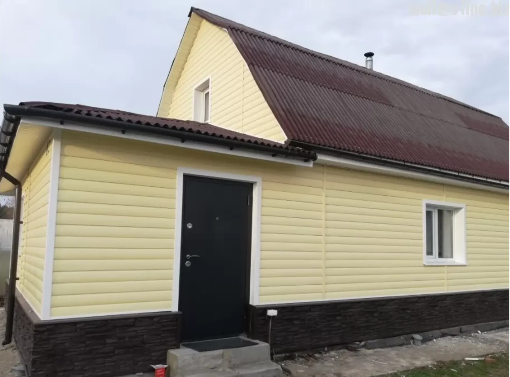 Виниловый сайдинг Docke Блок-Хаус D4.7T PREMIUM Лимон 3600×243