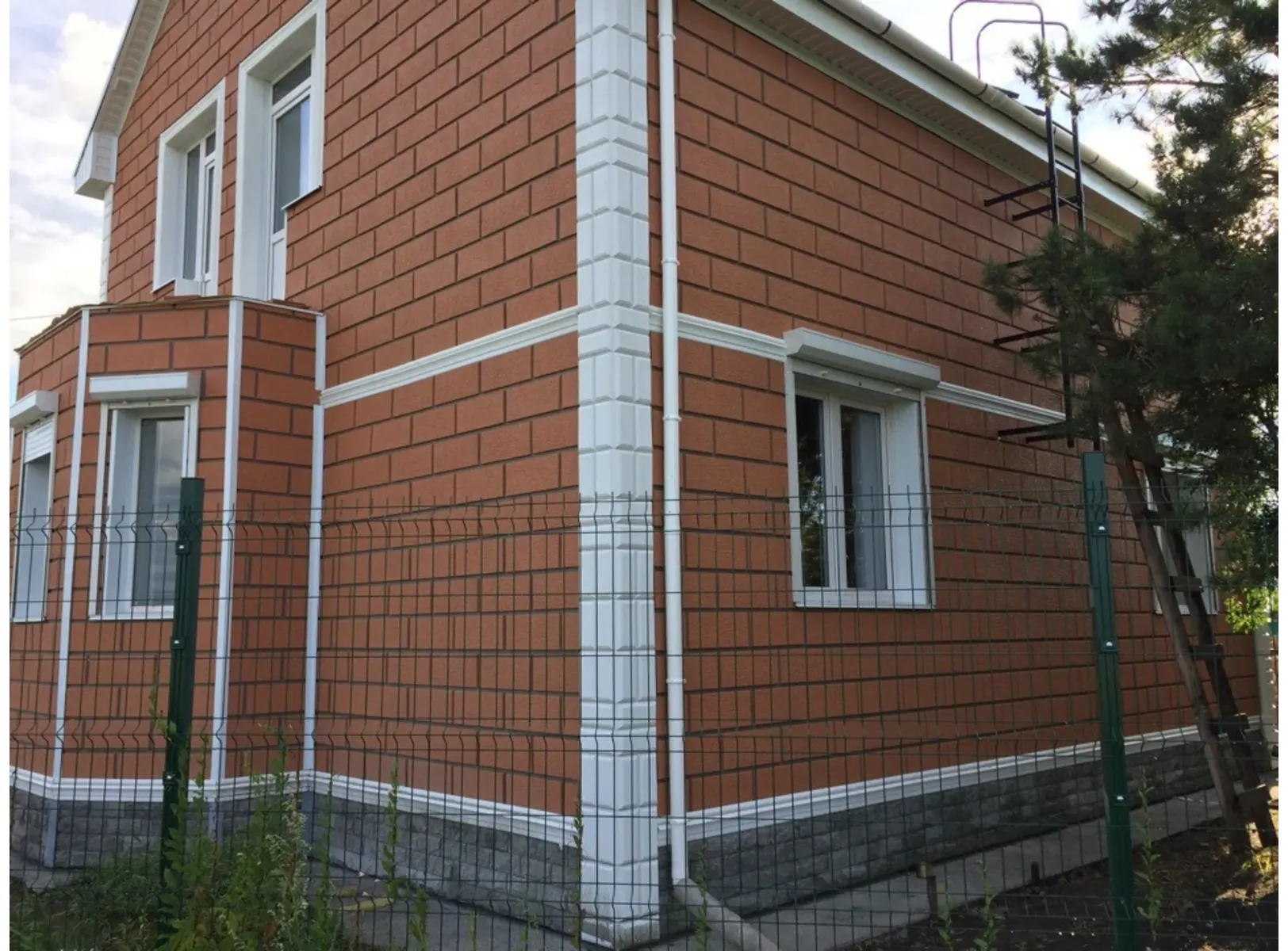 Фасадная панель Альта Профиль Неаполь ЭКО Бежевый 1260х450х27