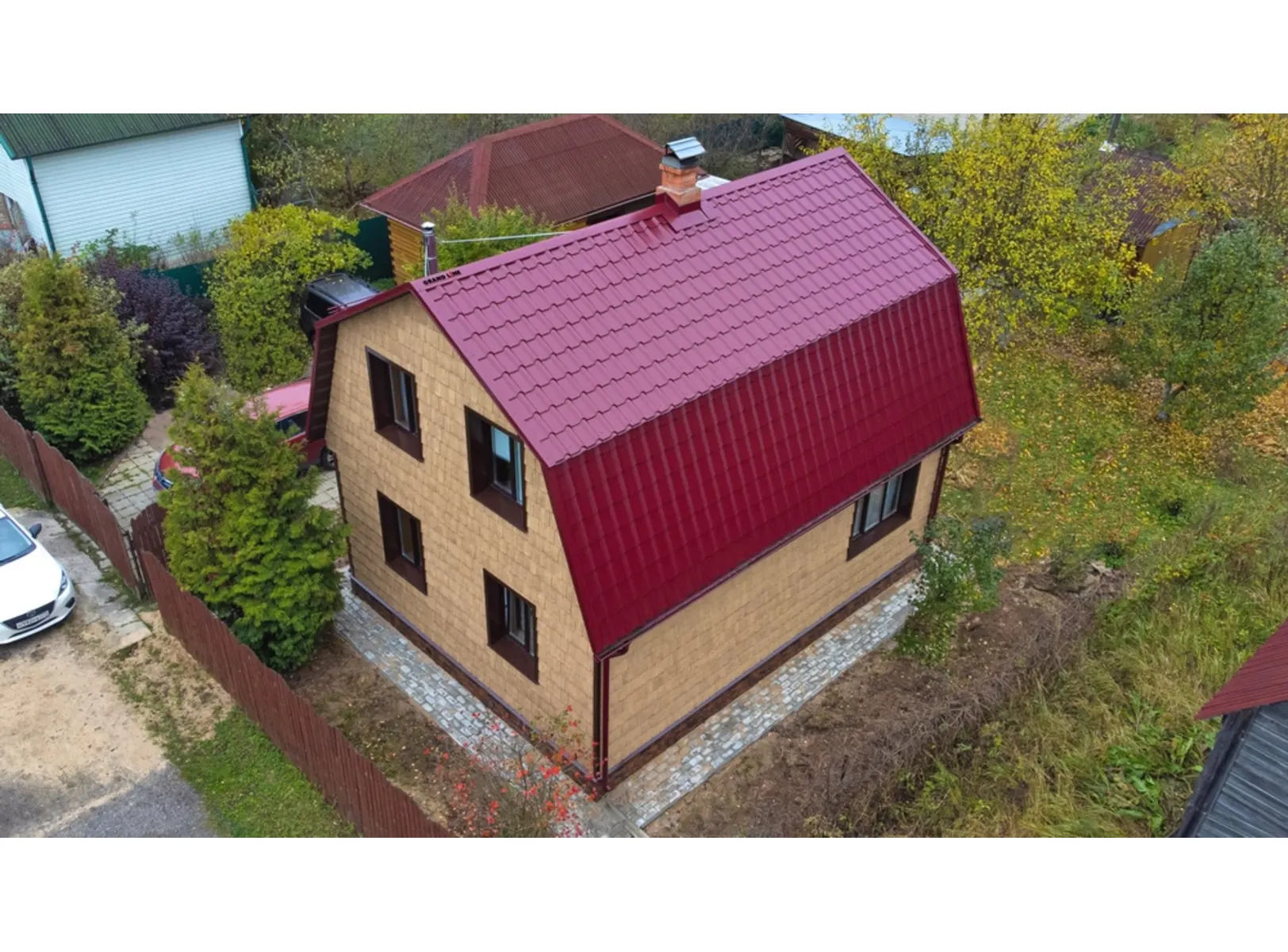 Металлочерепица Grand Line Kamea 0,45 Drap RAL 3005 Красное вино