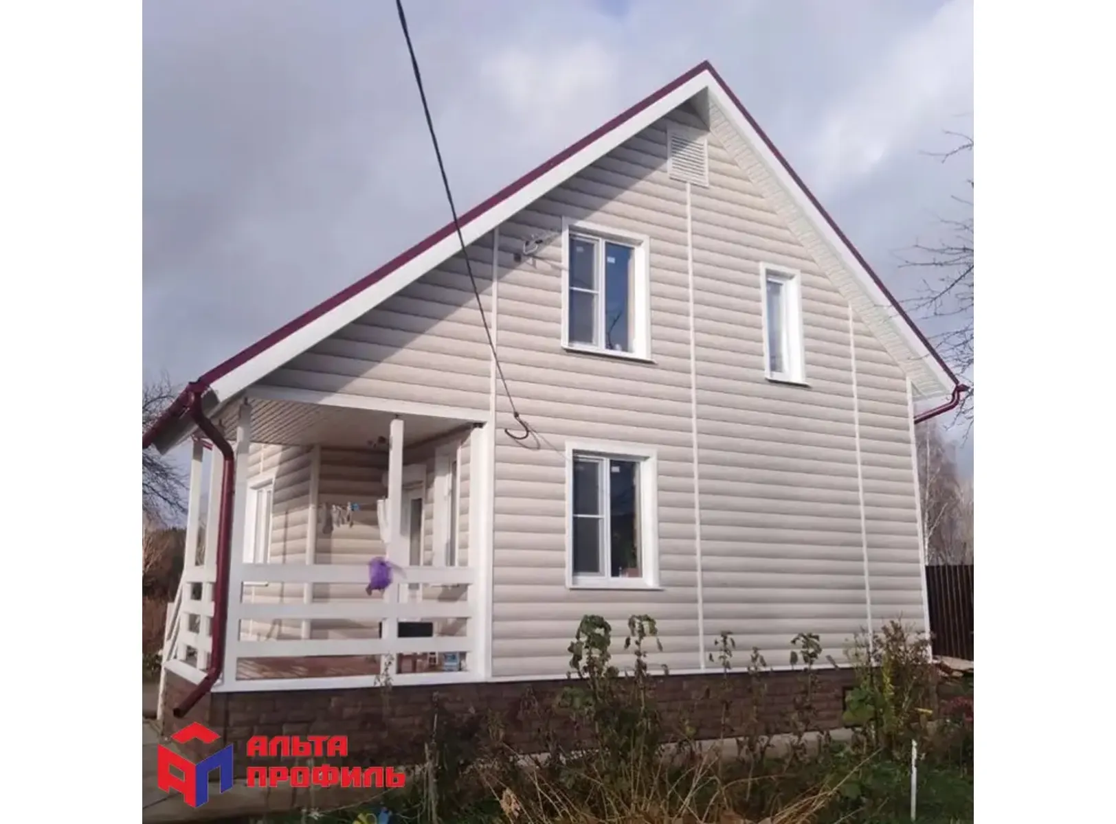 Виниловый сайдинг Альта-Профиль БЛОКХАУС Бежевый 3100x200x1.1