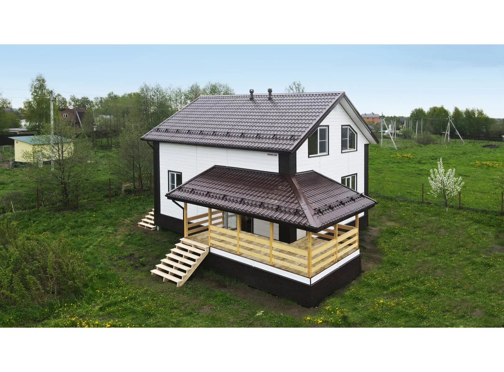 Виниловый сайдинг двухслойный Grand Line Natural-Брус Белый 3.00
