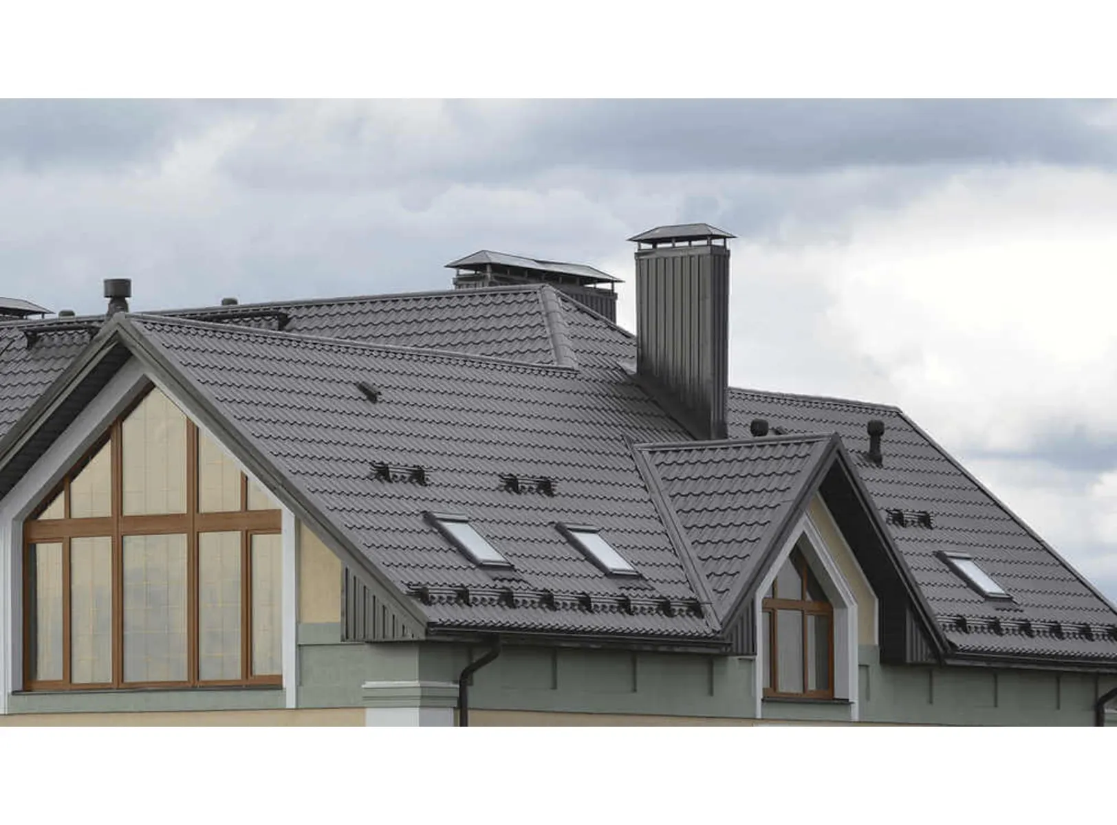 Металлочерепица Металл-Профиль Ламонтерра XL 0,45 VikingMP® RAL 7024 Серый графит