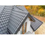 Металлочерепица Grand Line Kvinta plus 0,45 Drap RAL 7024 Мокрый асфальт